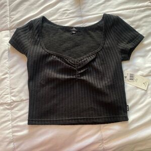 Black billabong crop top
